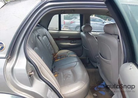 1998 Mercury Grand Marquis z USA, uszkodzony, nr VIN 2MEFM75WXWX700668